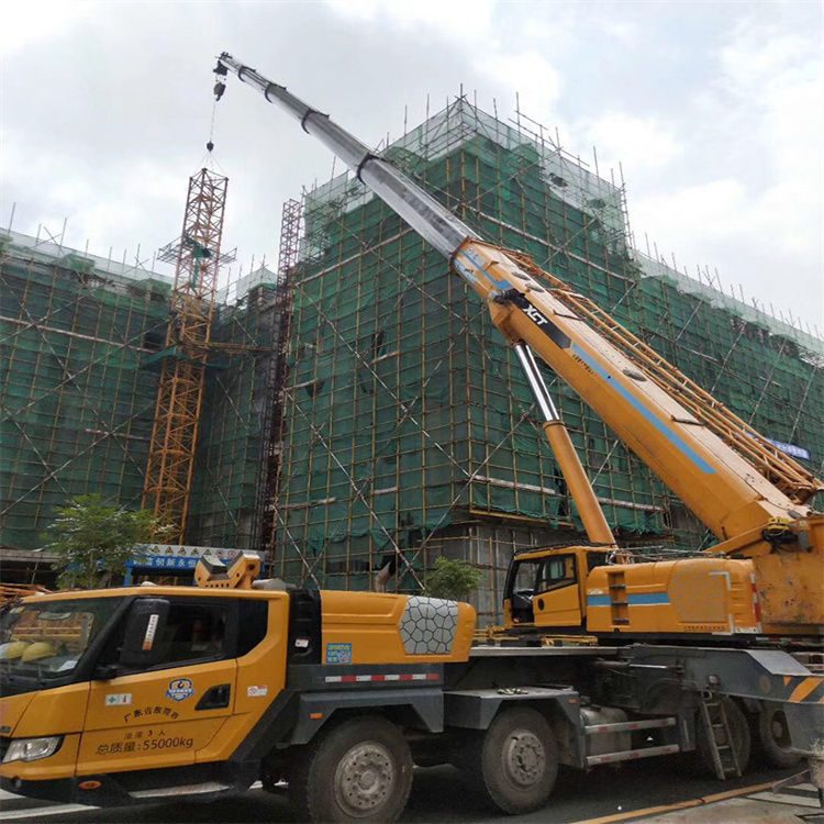 清流县谈谈吊车租赁需要注意的事项