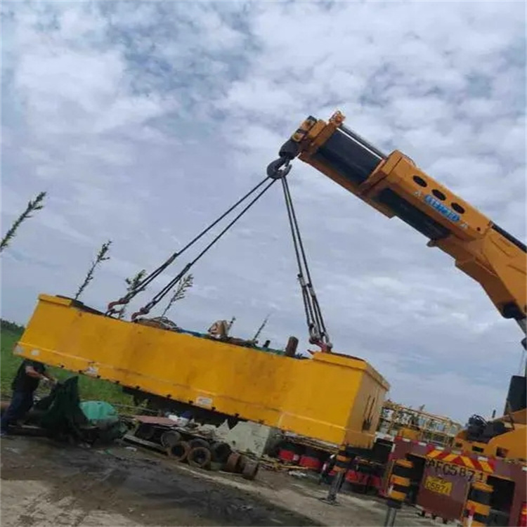 清流县随车吊吊集装箱怎么吊